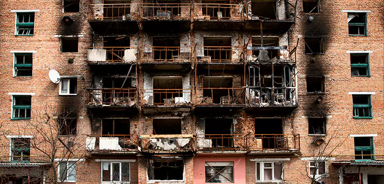 Why Homeowners Choose Us to Sell Their Distressed Homes in Lincoln