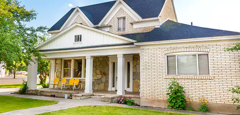 Why Homeowners in Lincoln Sell Their Houses After Losing a Job – And How We Can Help