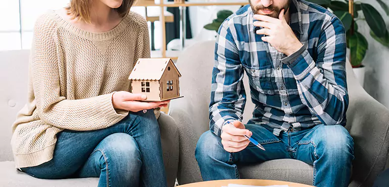 Why Sell Your House During Divorce in Lincoln, NE?