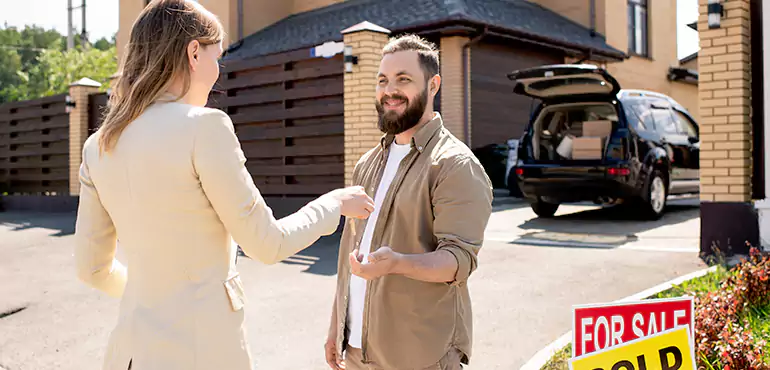 We Buy All Types of Moldy Homes in Lincoln - No Cleanup Required