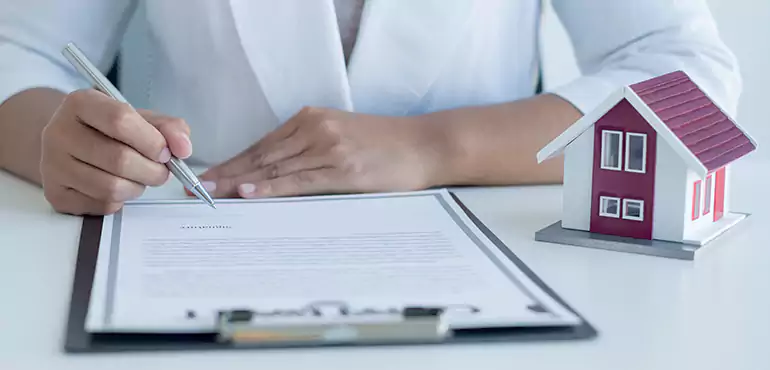 Stop Mortgage Stress in Lincoln – Sell House in Default and Break Free from Debt