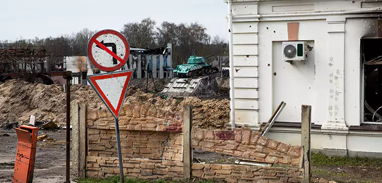 Partial or Full Foundation Collapse in Lincoln, NE